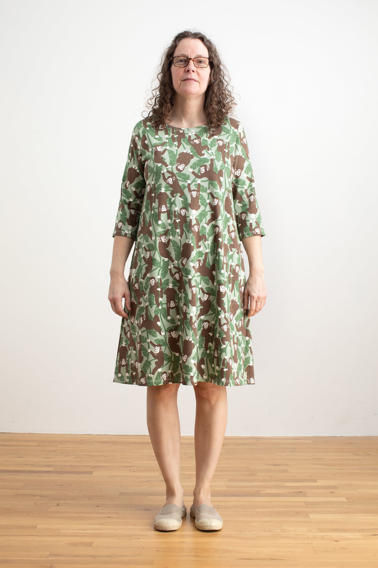 Helsinki Dress - Chimpanzees Green